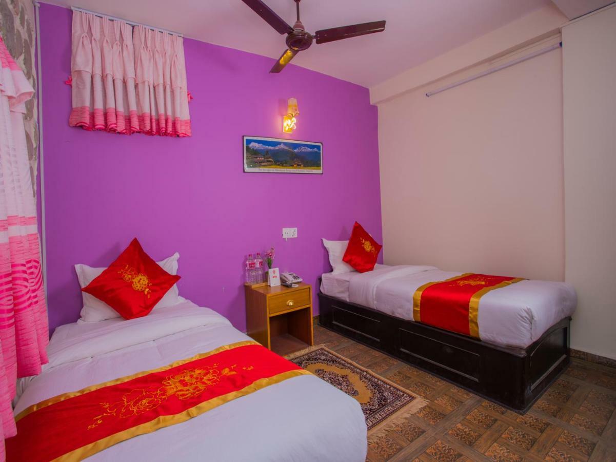 Hotel Fewa Corner & Restro Pokhara Exterior foto